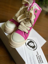 Load image into Gallery viewer, Christianzerotre Core Sneakers