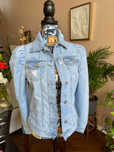 Load image into Gallery viewer, Denim Jacket